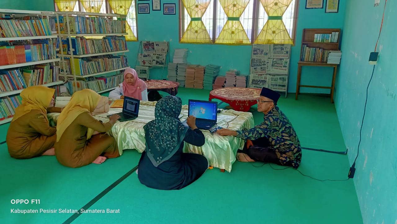 Visitasi Akreditasi Perpustakaan SDN 27 Sago