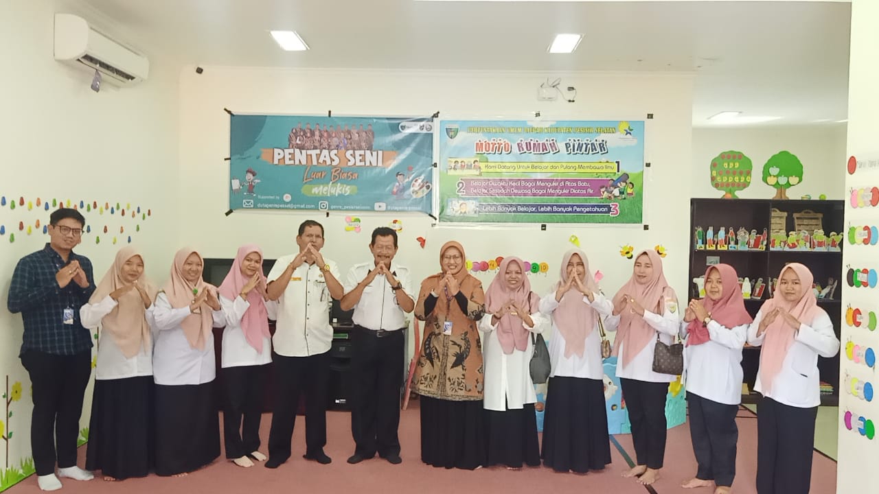 KUNJUNGAN TIM KPAI KE PERPUSTAKAAN UMUM DAERAH