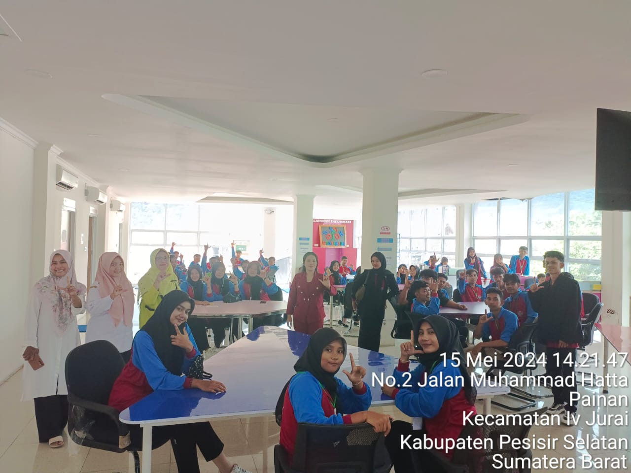 Vakansi Edukasi TBM Dwi Lestari College Bayang ke Dispusker Pessel