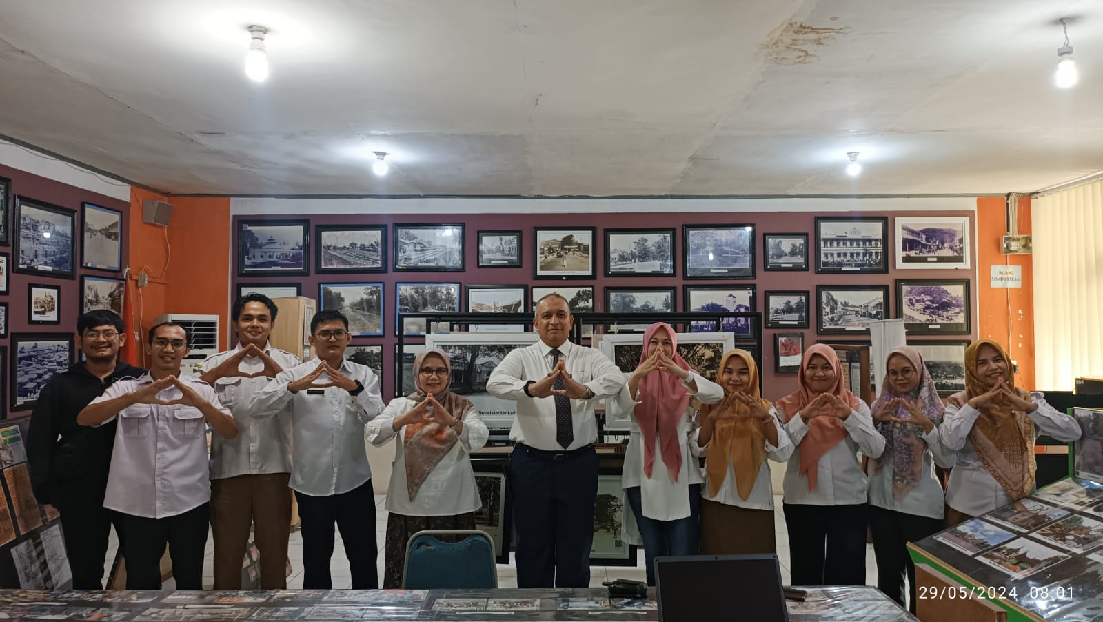 Magang JIKN di Dinas Perpustakaan dan Kearsipan Kota Padang