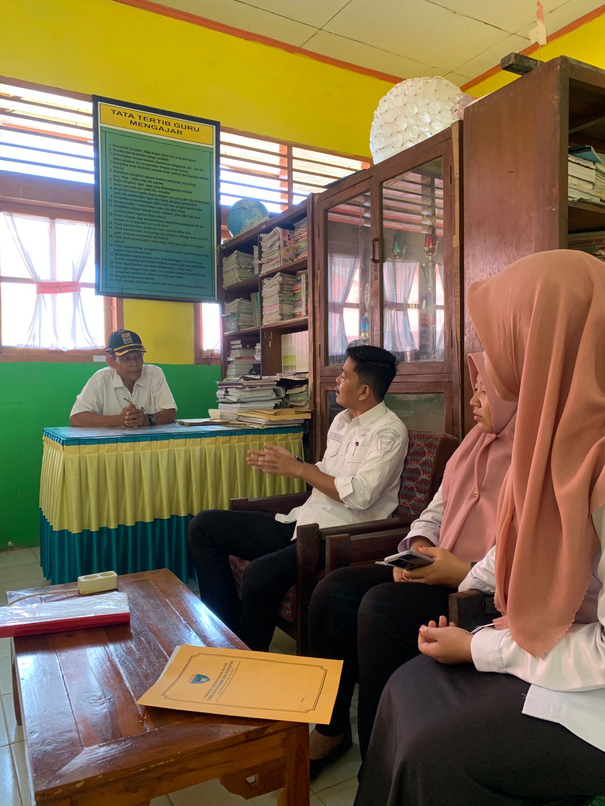 Monitoring dan Evaluasi Layanan Perpustakaan Keliling di UPT SDN 08 Koto Berapak