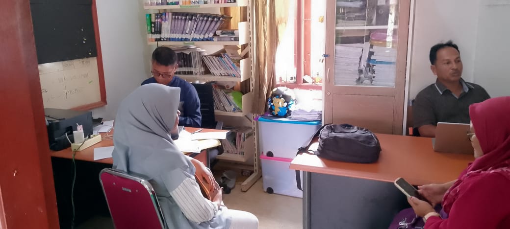 Monitoring dan Evaluasi Layanan Perpustakaan Keliling di Nagari Amping Parak Sutera
