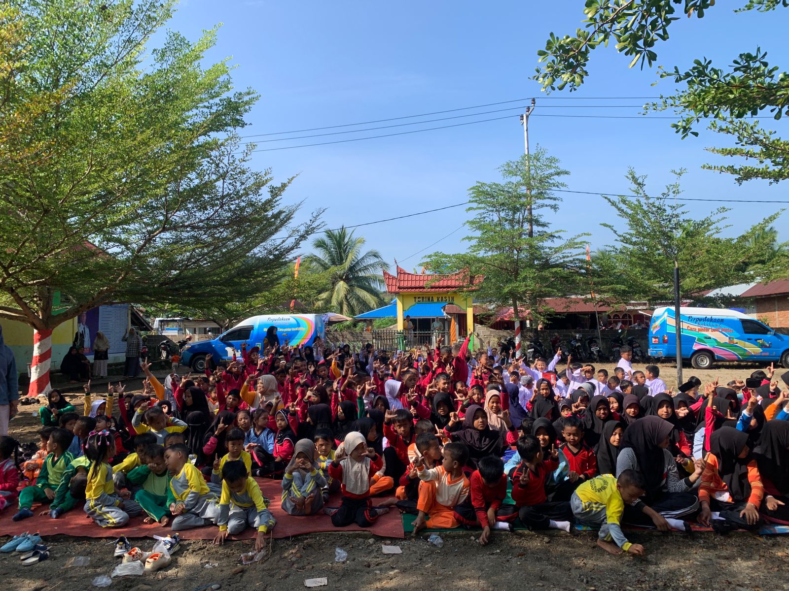 Dispusker bersama TMMD membuka Layanan Literasi Anak di Nagari Lagan Mudik Punggasan 