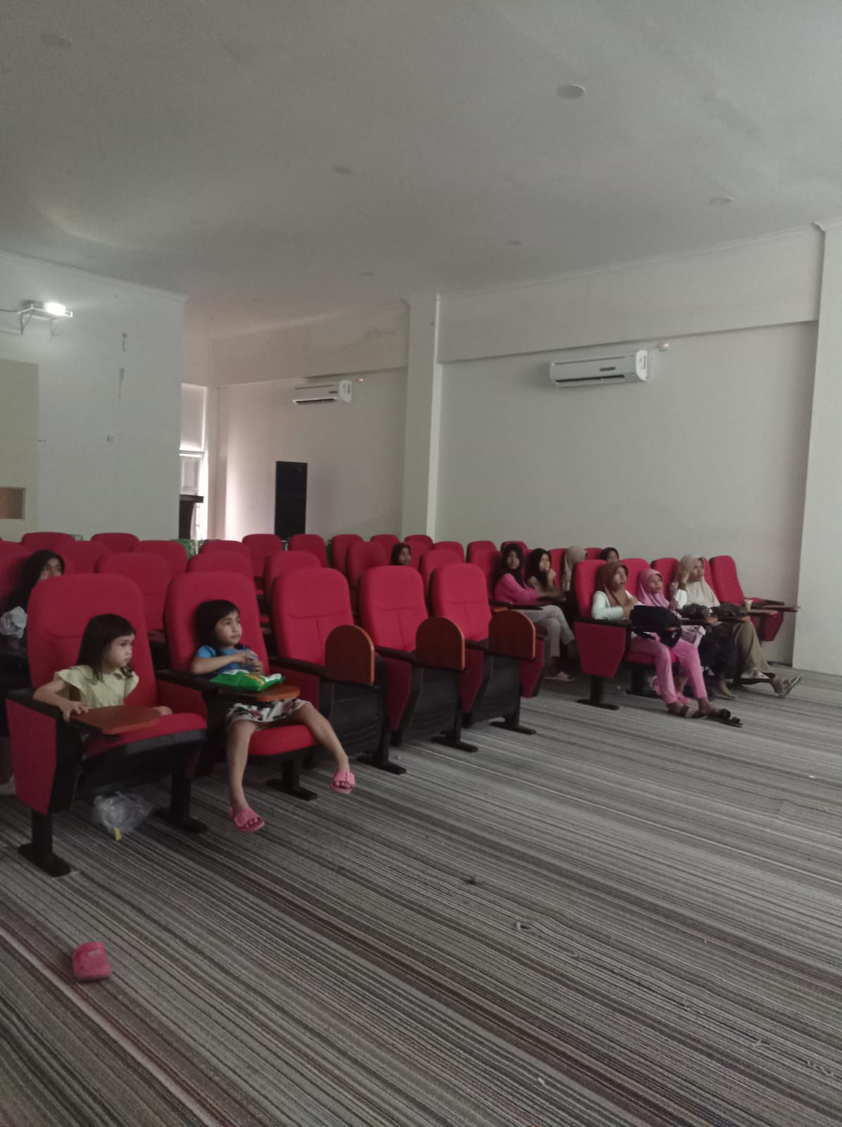LAGI FIRAL Ku Lari ke Pantai Tayang di Studio Mini Dispusker