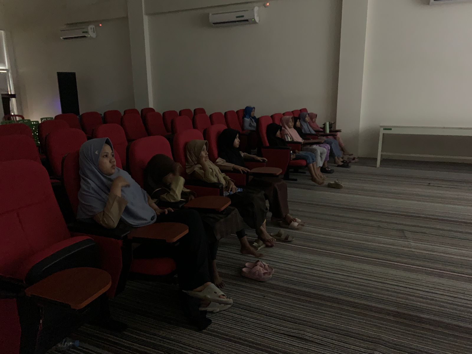Layanan Studio Mini Hari Sabtu 2 November 2024