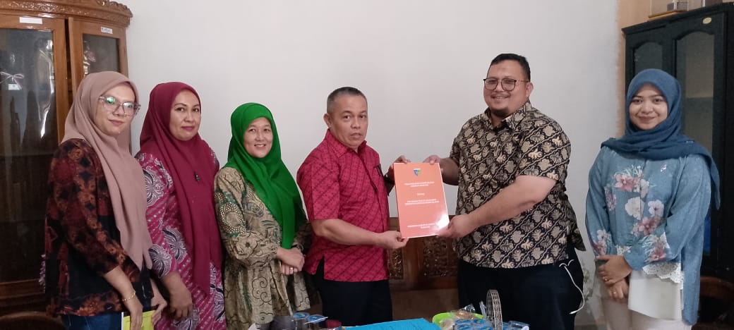 Pembinaan Tata Kelola Kearsipan ke Dinas Perikanan dan Pangan Kab. Pessel 